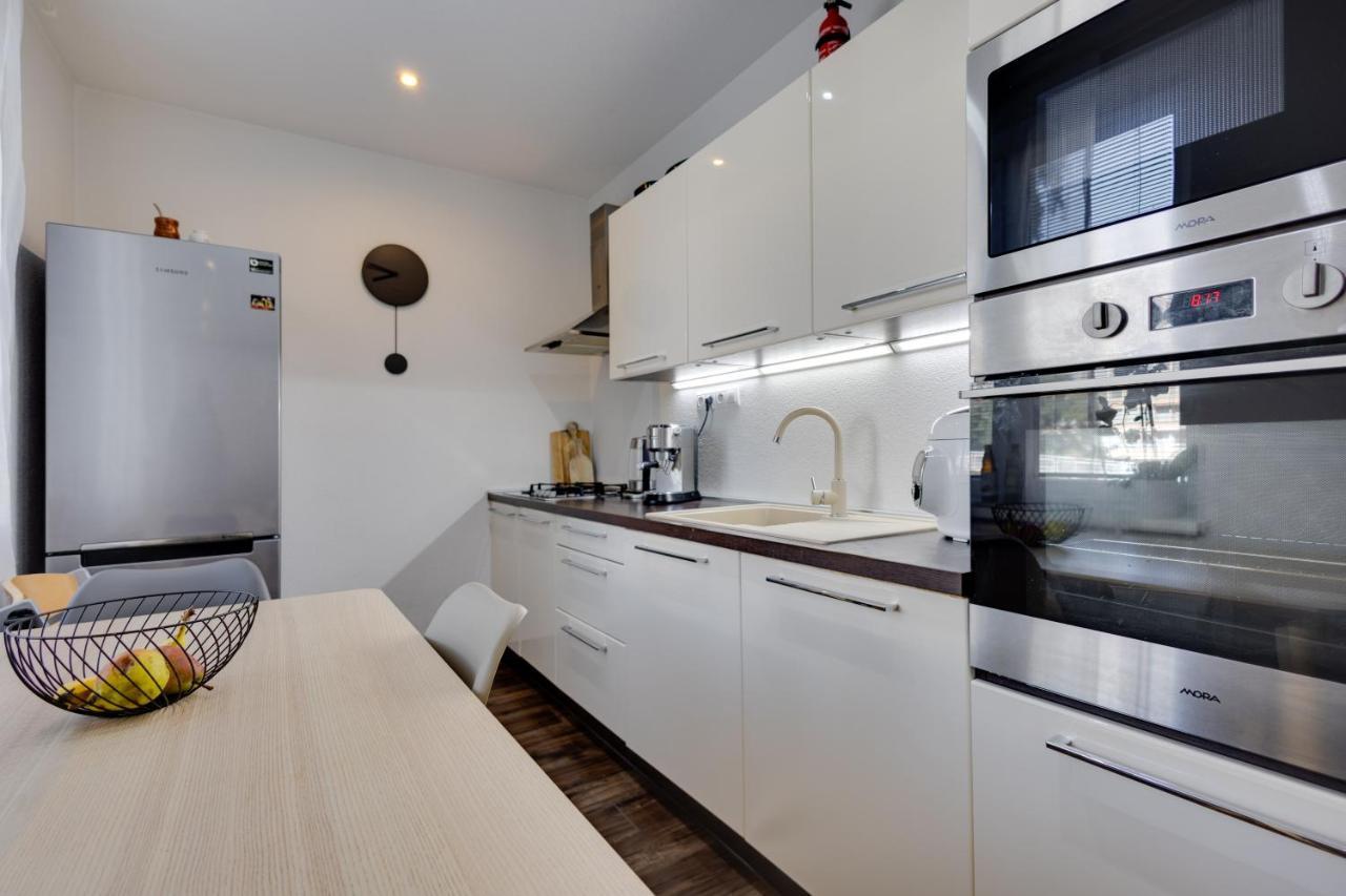 Milde'S Apartment Near The City Center - Hospodarska Street 特尔纳瓦 外观 照片